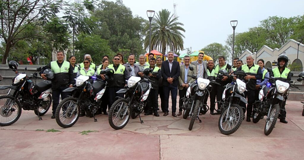 Entrega de motocicletas para la Dirección de Tránsito y Transporte Municipal