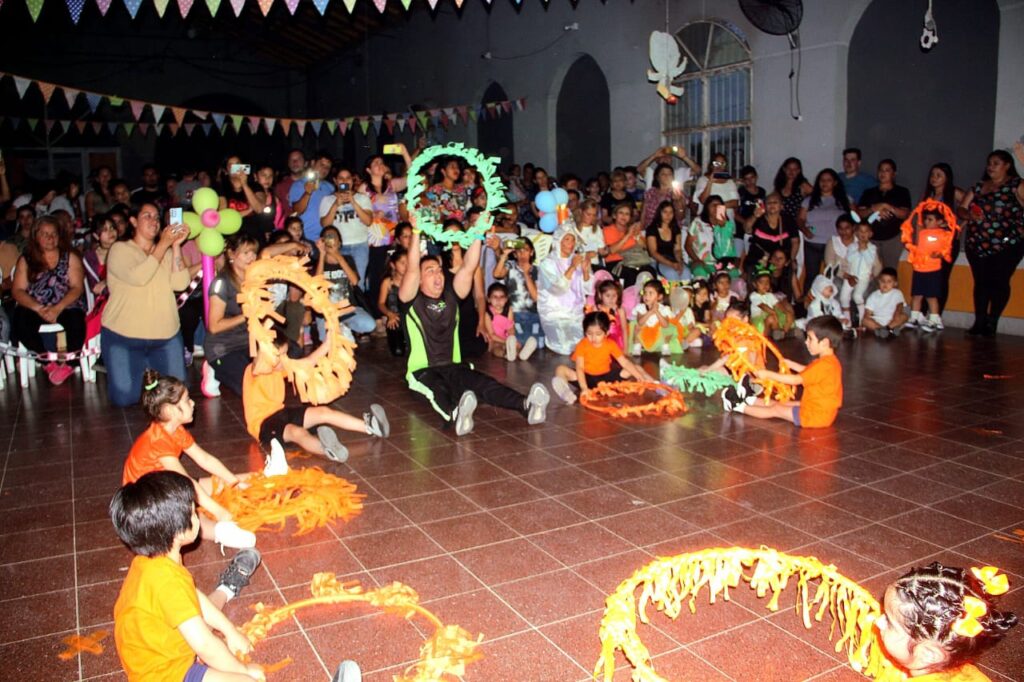 Exitosa muestra de artes del jardín Municipal “Arcoíris” N°11
