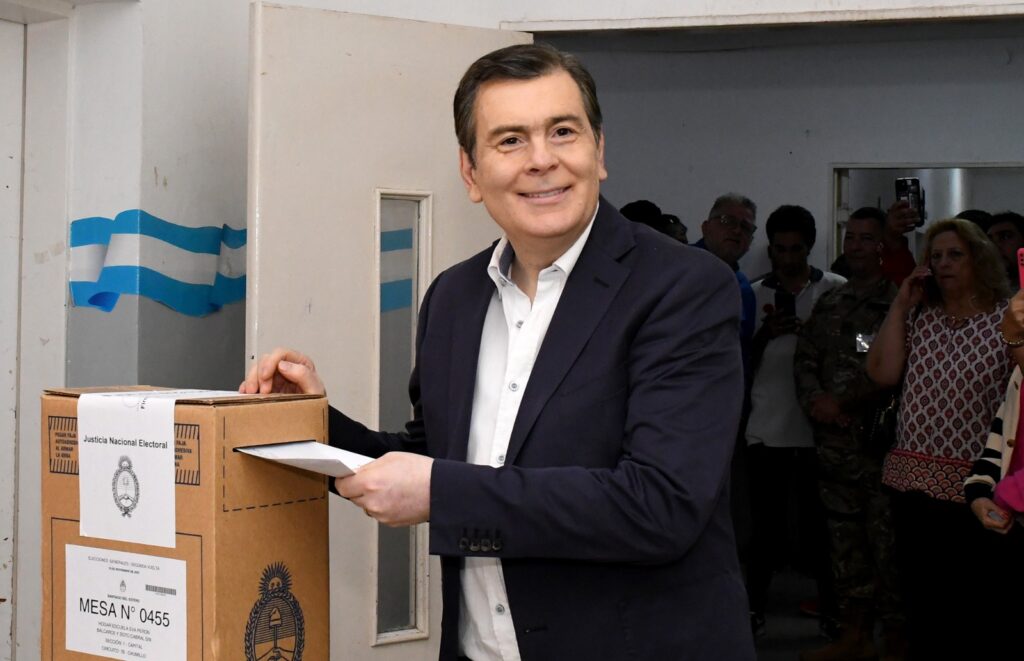 El gobernador Zamora pidió fortalecer la democracia con el voto