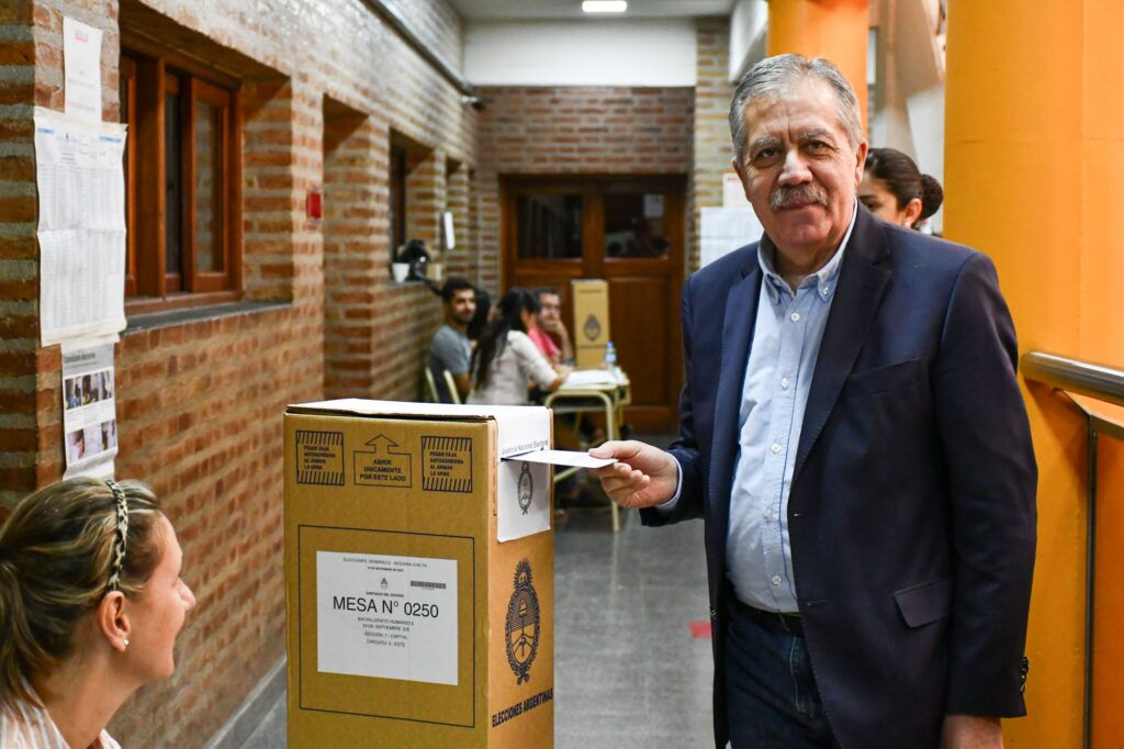 El jefe de gabinete instó a los santiagueños a elegir con responsabilidad