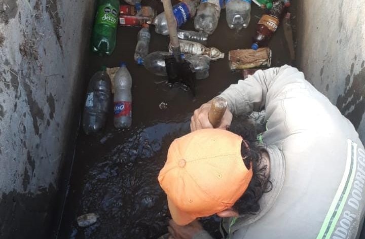 El municipio bandeño realiza el mantenimiento y limpieza de los desagües