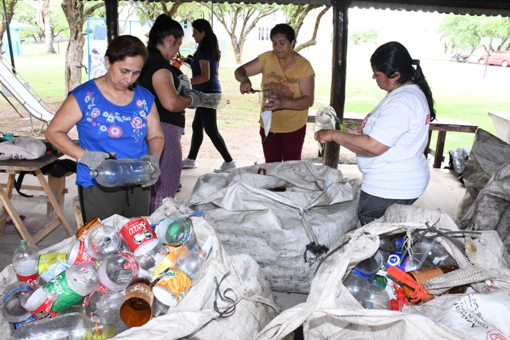 Navidad Ecológica: una campaña que promueve el cuidado del ambiente y las acciones sustentables Navidad Ecológica: una campaña que promueve el cuidado del ambiente y las acciones sustentables