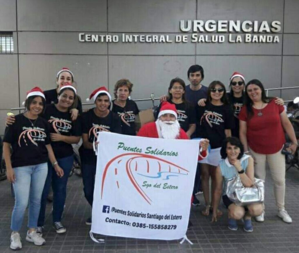 La ONG Punetes Solidarios entregó kit navideños a niños internados en el Cepsi y el CIS Banda