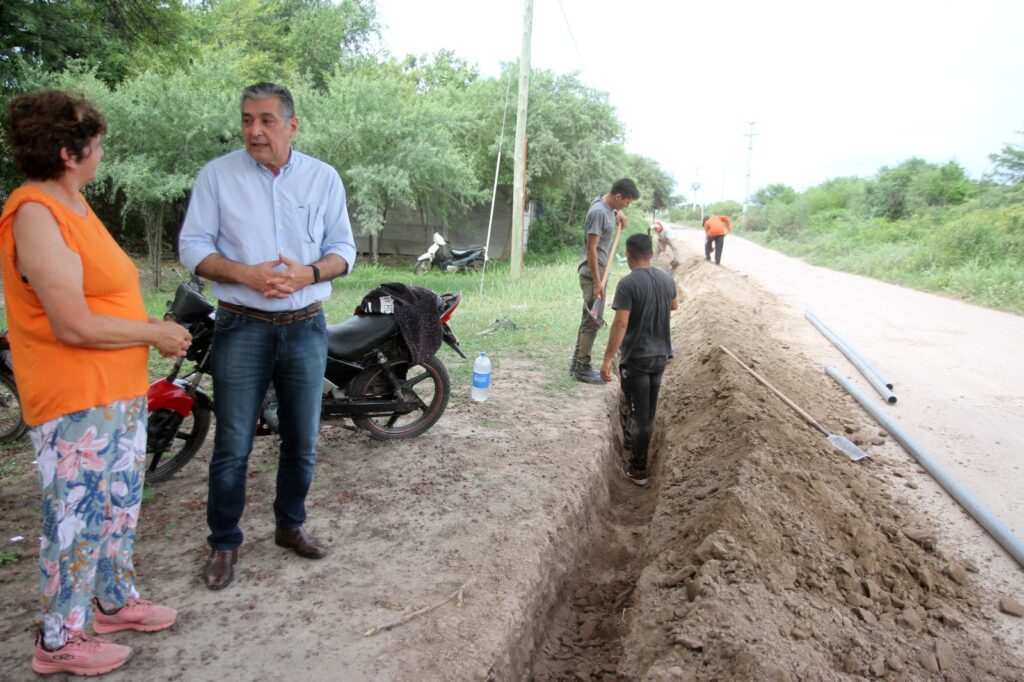 La Municipalidad de La Banda realiza la extensión de la red de agua potable