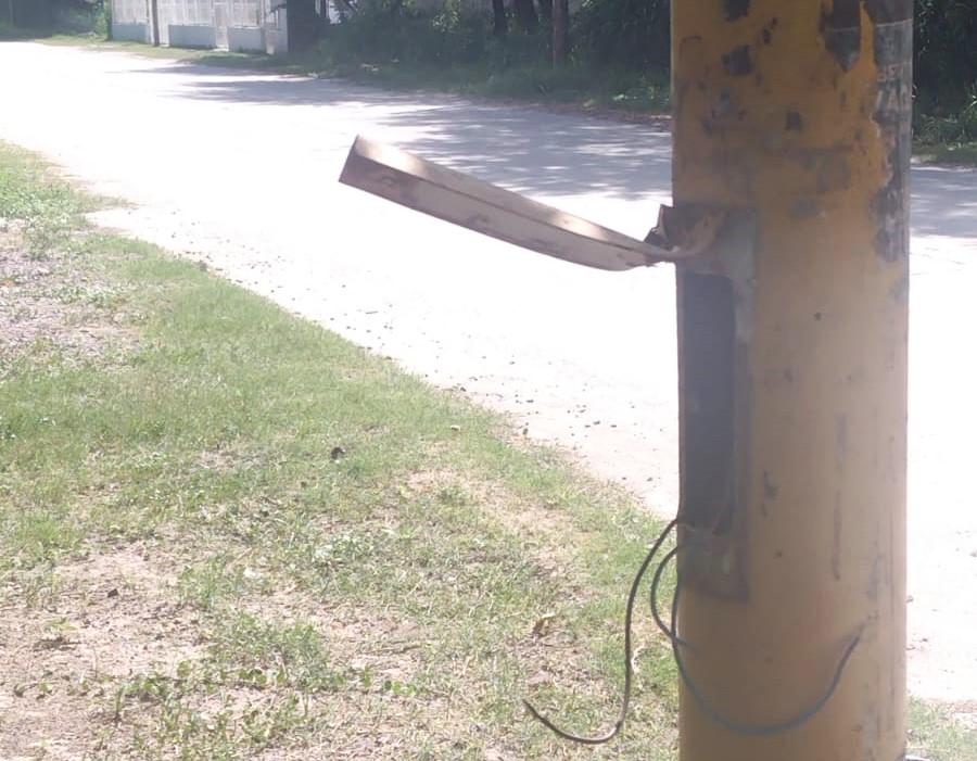 Tras robos de luminarias vuelven a dejar a oscuras las principales rutas de La Dársena y San Ramón