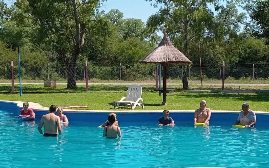 En Frías impulsan actividades recreativas y saludables para adultos mayores