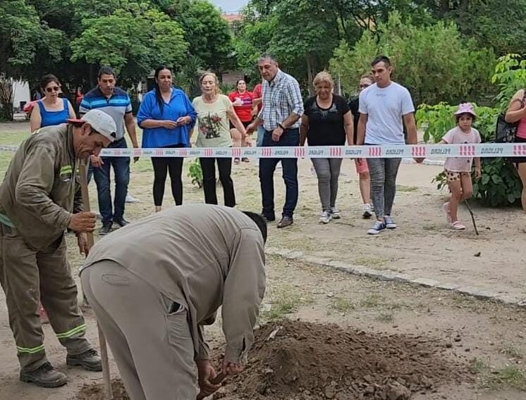 El municipio bandeño comenzó a desarrollar el proyecto “Puesta en valor de los espacios verdes”