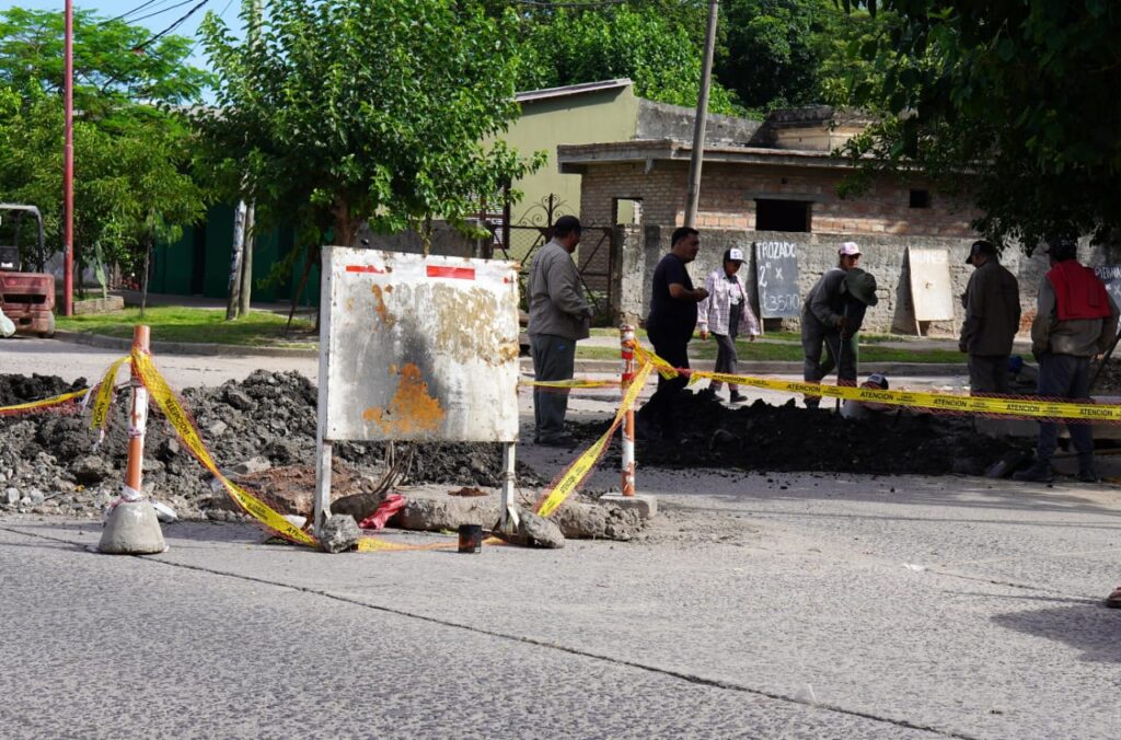La Municipalidad de La Banda refuerza trabajos de reparación de calles en diferentes sectores de la ciudad