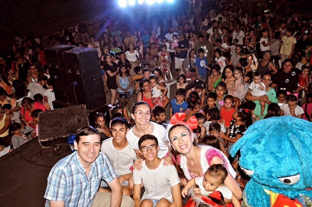 Una multitud disfrutó de la primera jornada del programa “Viví Las Termas en verano” Una multitud disfrutó de la primera jornada del programa “Viví Las Termas en verano”