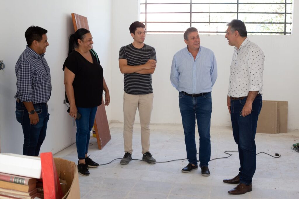Nediani supervisó las obras en el edificio donde funcionará la Secretaría de Salud