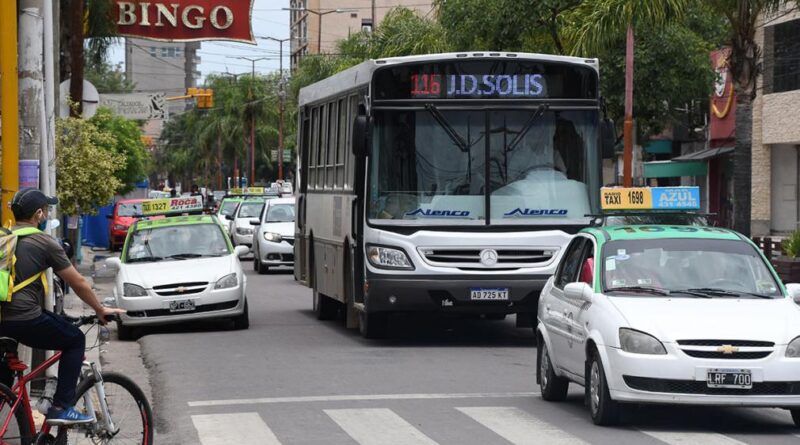La motosierra de Milei no descansa: Viajar en colectivo en Santiago y La Banda costará $680
