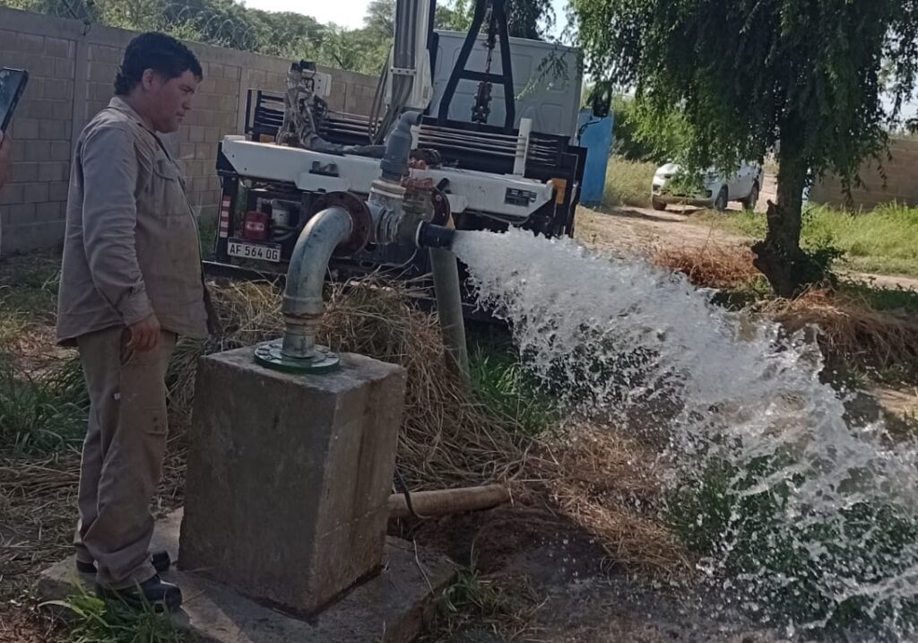 Normalizaron el suministro de agua potable para los vecinos de La Dársena y San Ramón