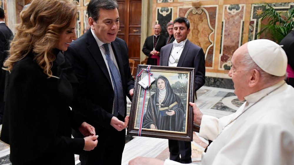 El Papa Francisco recibió al gobernador Zamora en la víspera de la canonización de Mama Antula