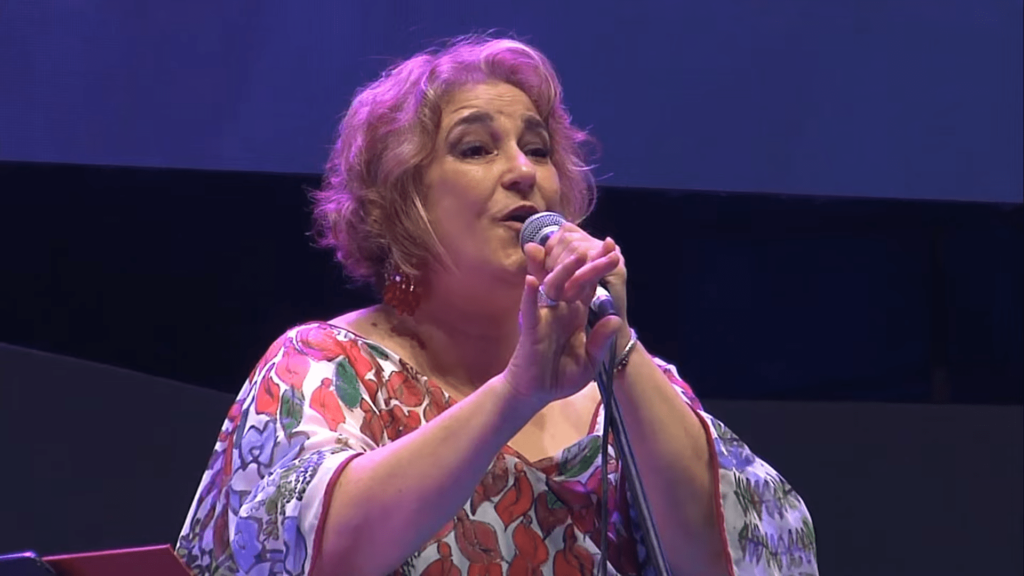 Yamila Cafrune y su canto vuelven a Santiago