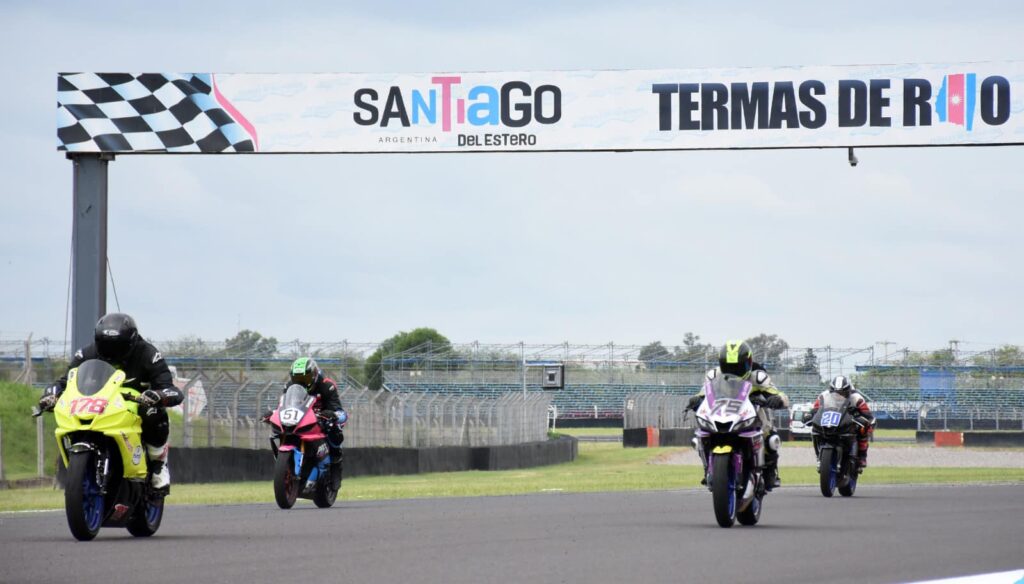 Gran cierre del GP3 campeonato chileno en el autódromo de Las Termas