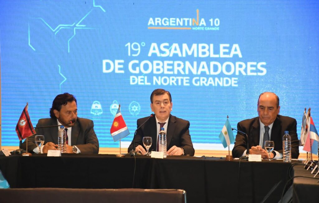 Gobernadores del Norte Grande debaten en Salta con la presencia de autoridades nacionales