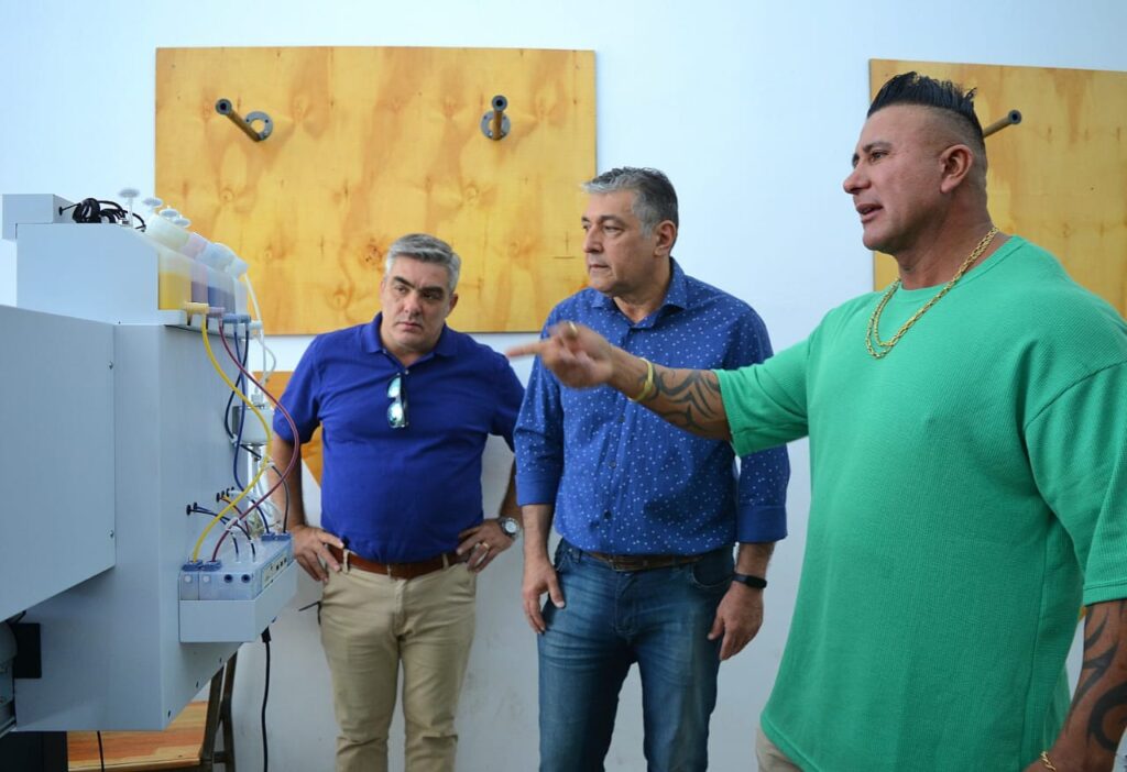 El intendente Nediani visitó la apertura de un nuevo emprendimiento en la ciudad