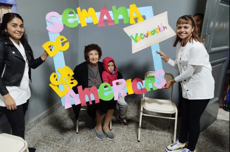 Estudiantes de Enfermería de Frías se sumaron a la “Semana de Vacunación de las Américas”