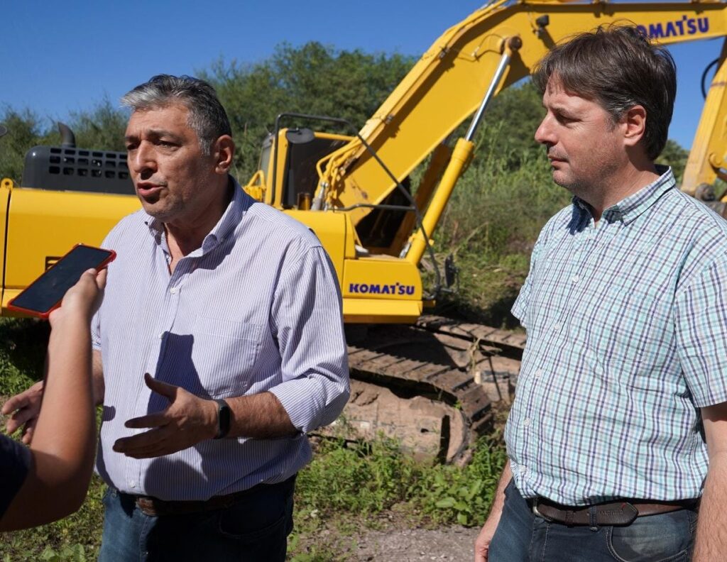 Comenzaron a ejecutar una obra de desagüe pluvial de 5000 metros en La Banda