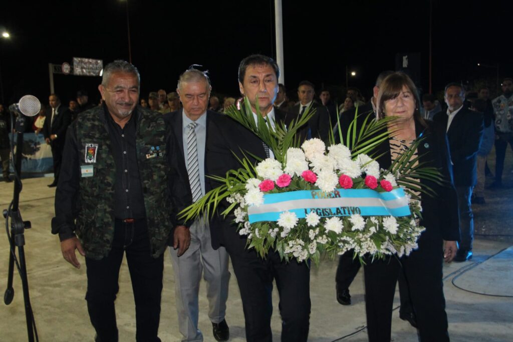 Silva Neder participó de la vigila por el Día del Veterano y los Caídos en la Guerra de Malvinas