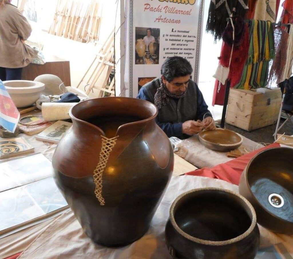 Artesano santiagueño obtuvo el primer premio en una prestigiosa Feria Internacional