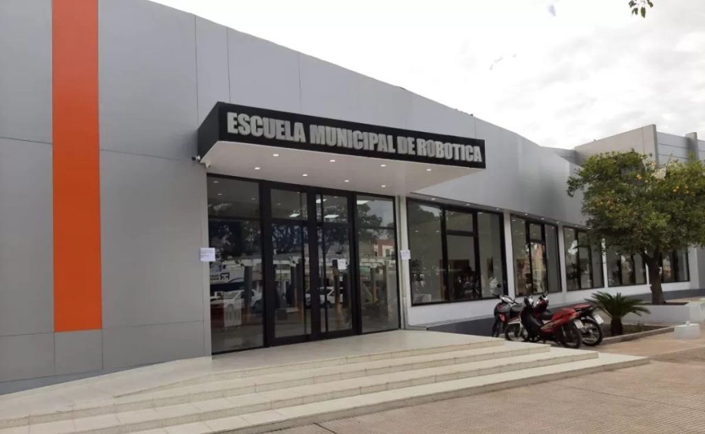 Convocan a docentes para cubrir un cargo titular en la Escuela Municipal de Programación y Robótica Convocan a docentes para cubrir un cargo titular en la Escuela Municipal de Programación y Robótica