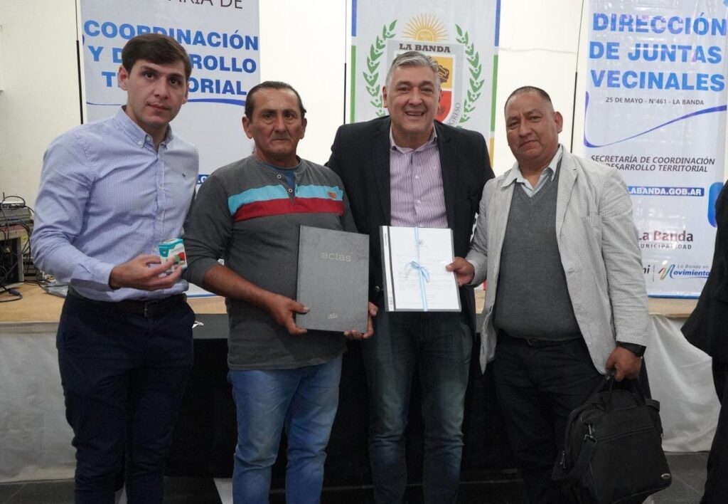 Nediani entregó documentación a Juntas vecinales de diferentes barrios de la ciudad