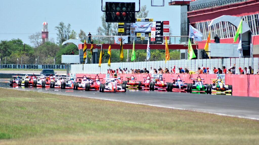 Las Termas: Todo listo para el Gran Premio del Car Show Santafesino