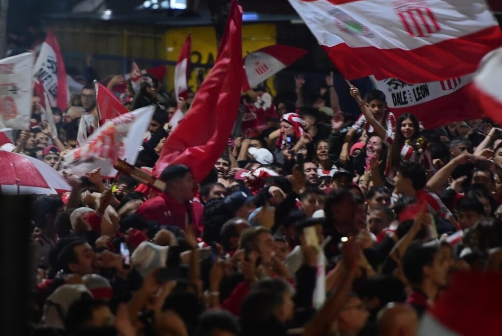 Hinchas de Estudiantes atropellaron a un matrimonio santiagueño y se dieron a la fuga