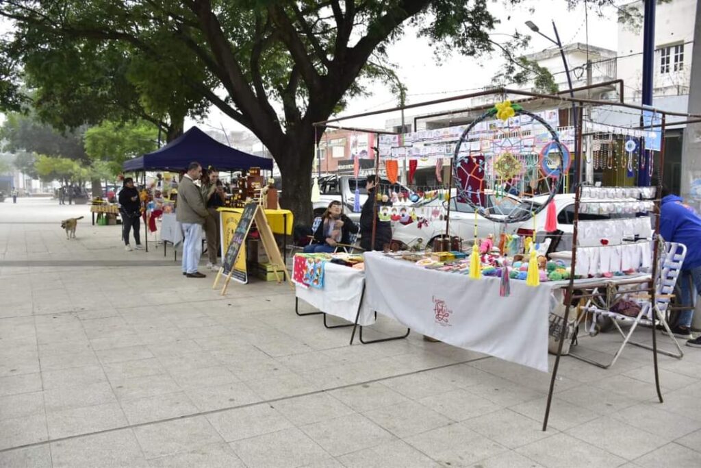 Frías: Una nueva Feria reunió a Artesanos y Emprendedores de la región