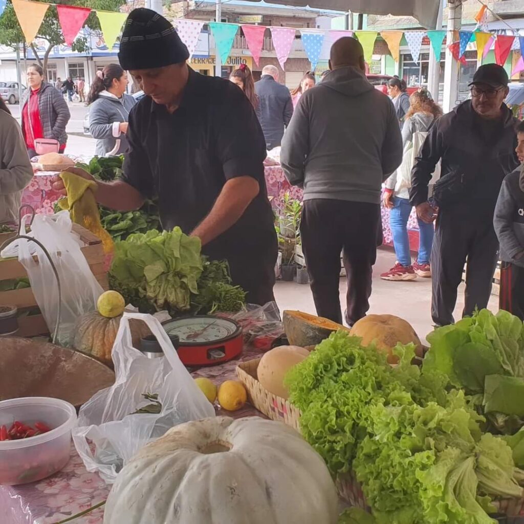 Las Termas: Exitosa edición de la Feria Itinerante en la Plaza Ordóñez