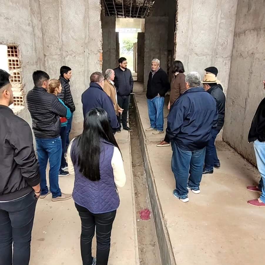 Trabajan para poner en funcionamiento el Matadero Municipal de Monte Quemado