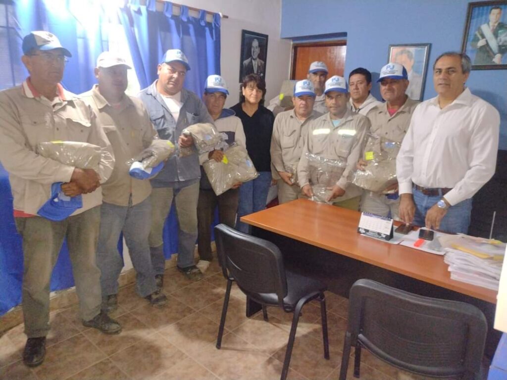 Municipales de Colonia El Simbolar cobrarán sus salarios con un 60% de aumento