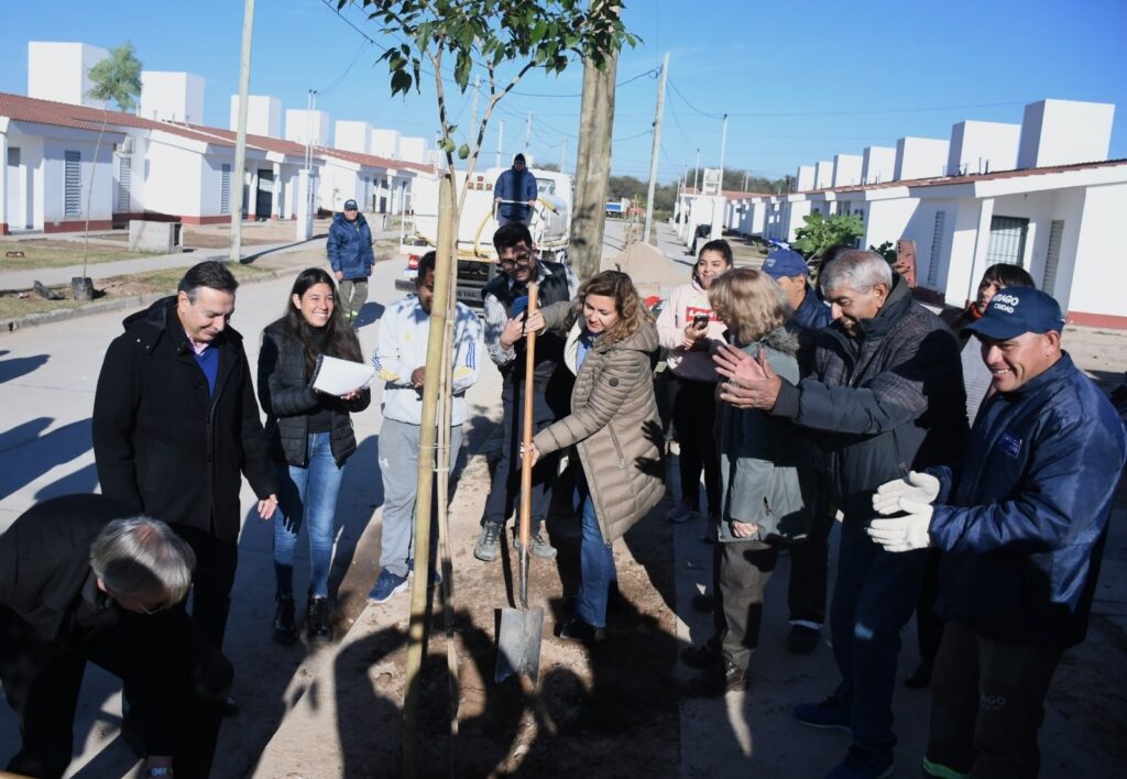 La campaña 2024 de arbolado proyecta sumar más de 60 mil árboles en Capital
