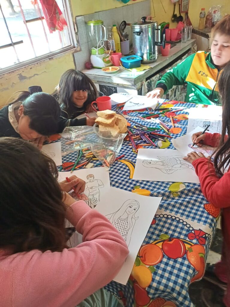 Familias del barrio Textil fueron beneficiadas con el Proyecto Tijeritas