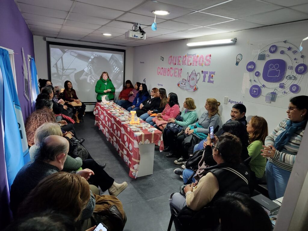 Con una gran convocatoria se realizó el Taller “Queremos ConocerTé”