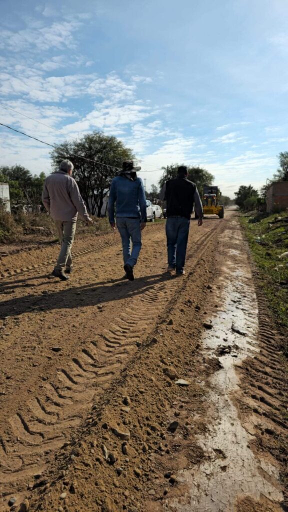Avanzan con el plan de mejoramiento de calles en Nueva Esperanza