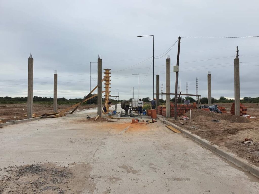 Fernández: Continúan las obras en el Parque Industrial