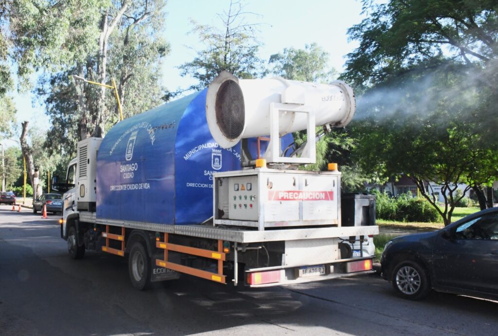 Continúa el programa de fumigaciones en ciudad Capital Continúa el programa de fumigaciones en ciudad Capital