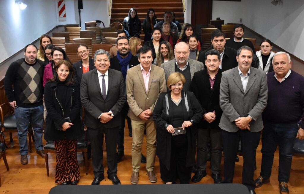 La Secretaría de Trabajo y Humanidades firmaron un convenio para el diseño de políticas públicas