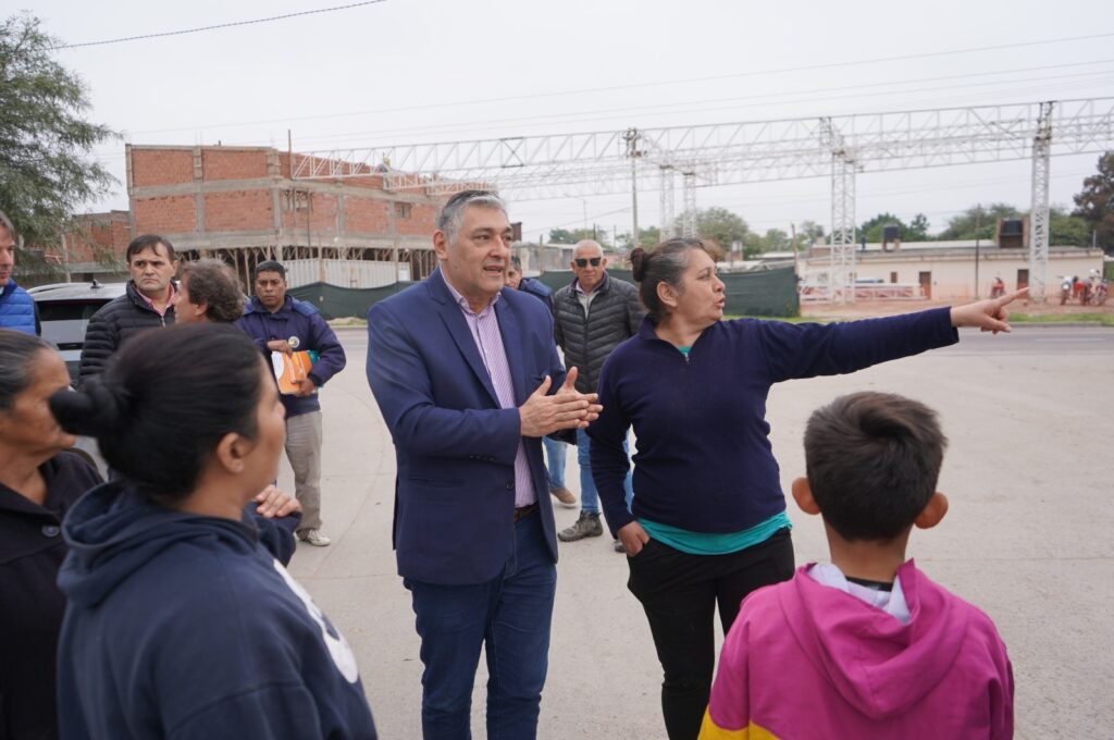 Nediani visitó el B° El Tuscal donde se iniciarán mejoras de infraestructura