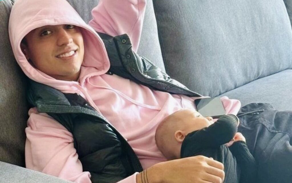 Zeballos: “No veo la hora de volver a jugar en La Bombonera y llevar a mi hija”