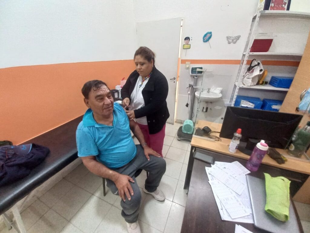 Continúa la campaña de vacunación antigripal en Centro de Salud de Capital