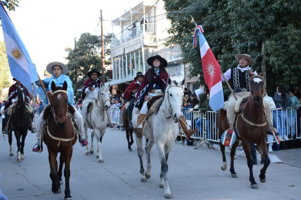 La comunidad de Loreto celebró en las calles los 140 años de la ciudad