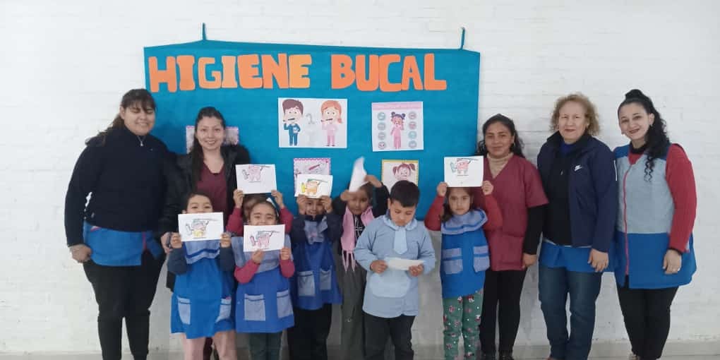 Taller sobre higiene bucal en el jardín Nº 14 Duendecitos