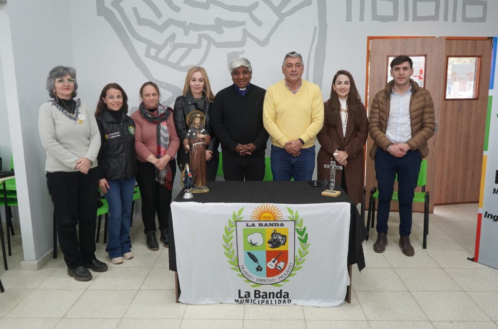 Nediani participó del anuncio de las Fiestas Patronales de Santiago Apóstol