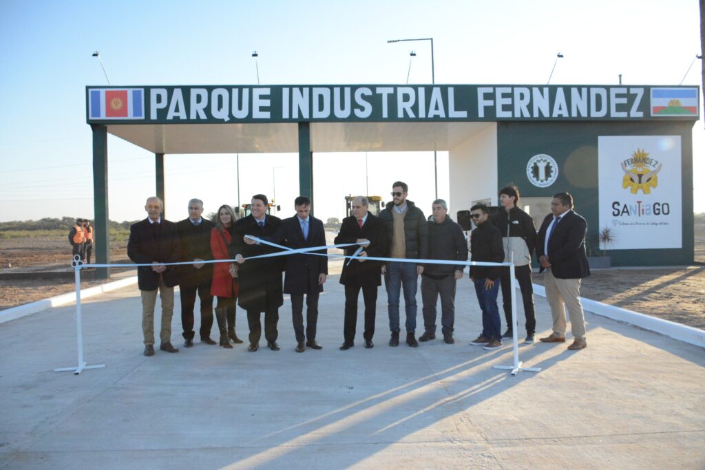 Fernández celebró su 134° aniversario con la inauguración de importantes obras