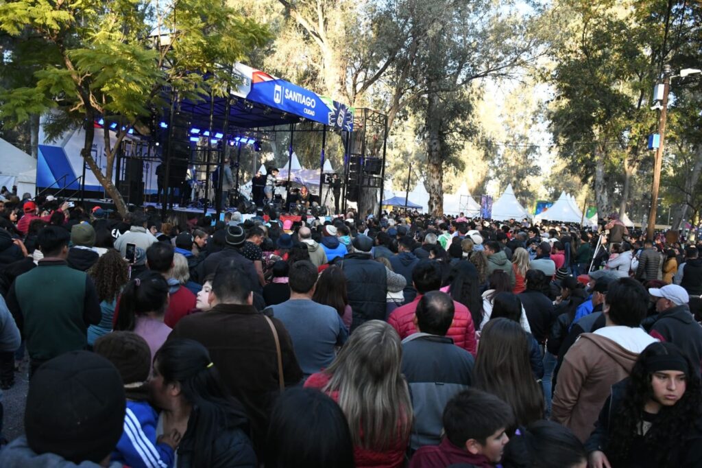 Una importante grilla de artistas animará la Feria Artesanal 2024 durante este fin de semana