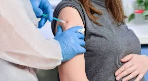 La Vacuna VSR para embarazadas en el Calendario Nacional de agosto