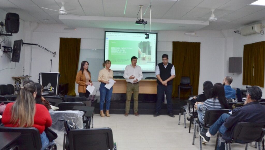 Abrió un taller de “Gestión de Proyectosde economía social y desarrollo local
